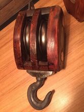 <span class=sold>** SOLD **</span>1977 Japan Made Wood Pulley Block