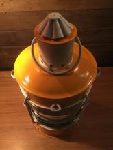 Sarı ve Beyaz Boyalı Galvaniz Fener